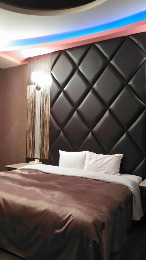 Michelle Motel Taichung Exterior photo
